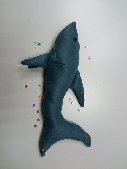 Маша Красюк. М_яка іграшка _Акула з зірочками_. 7р_.jpg