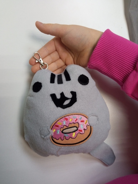 05-Лисиця Юліана. М'яка іграшка-брелок кіт _Пушин_. 1 місце. 7р.jpg