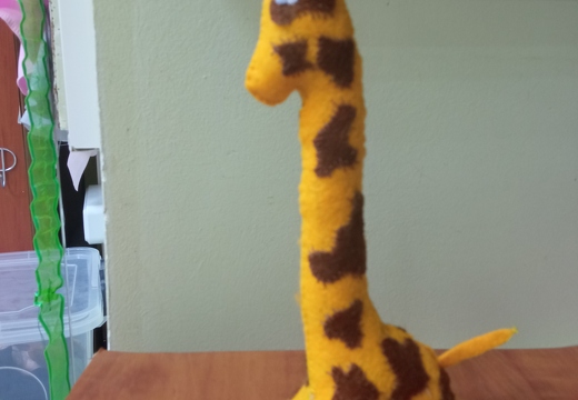 М'яка іграшка жирафа